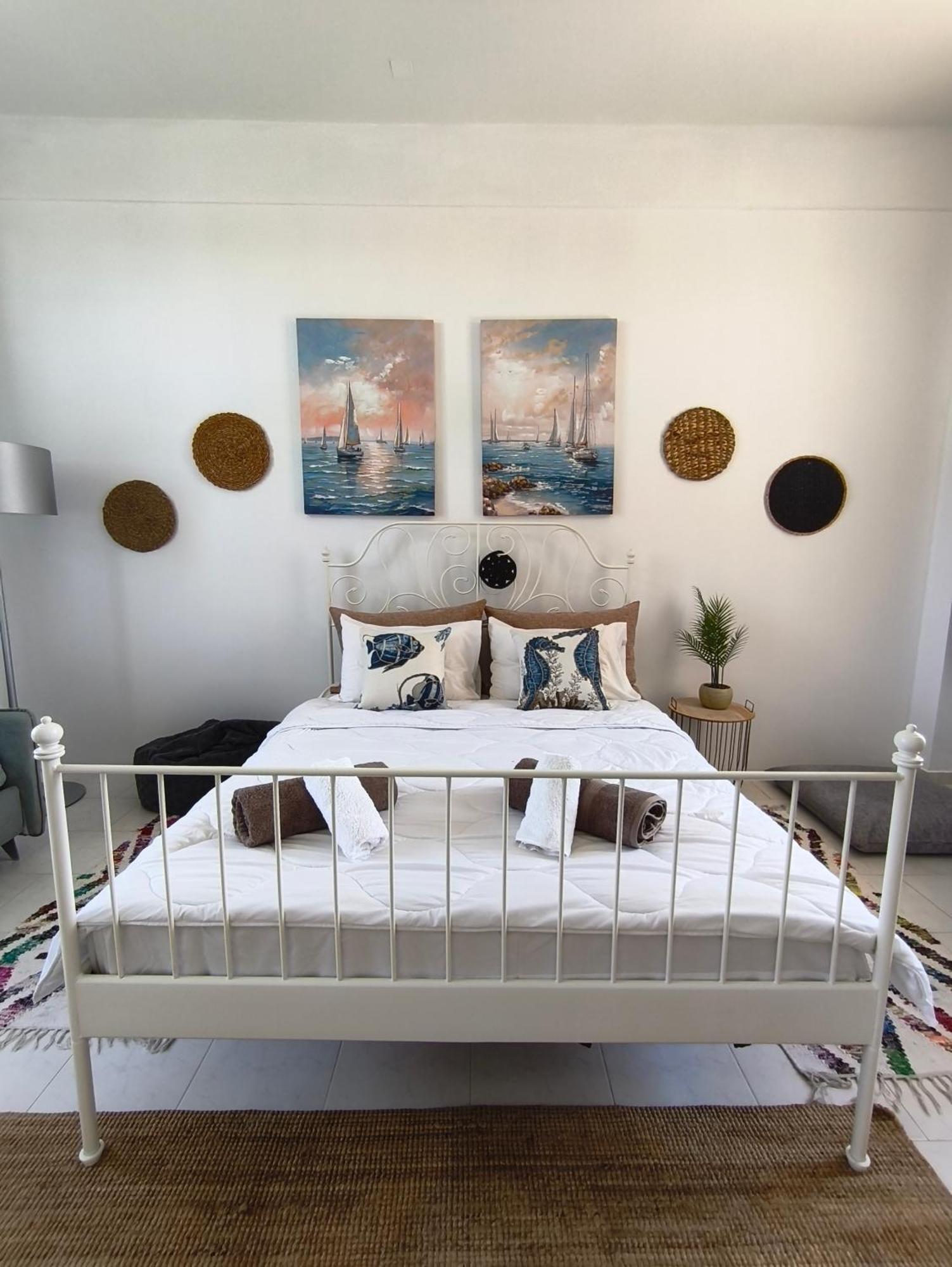 Spacious Beach House Theologos المظهر الخارجي الصورة